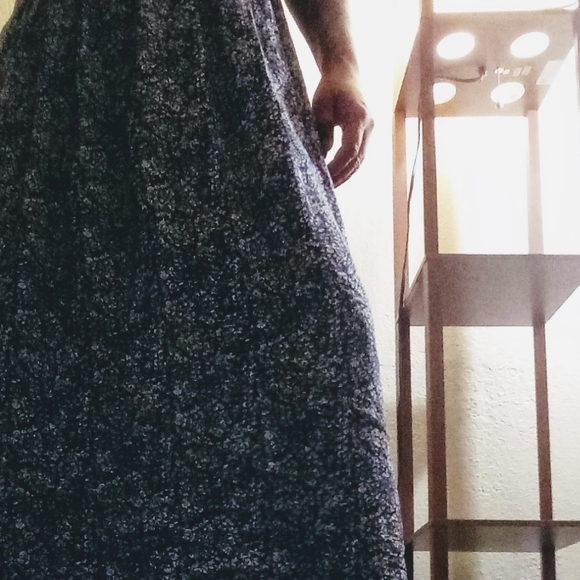 🅼🅸🅳🅸    🆂🆄🅽 🅳🆁🅴🆂🆂 ? 🆅🅸🅽🆃🅰🅶🅴 - Picture 3 of 4